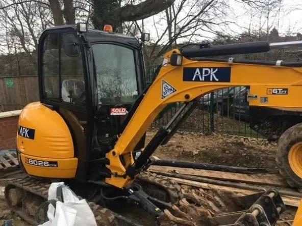 jcb8.1.webp