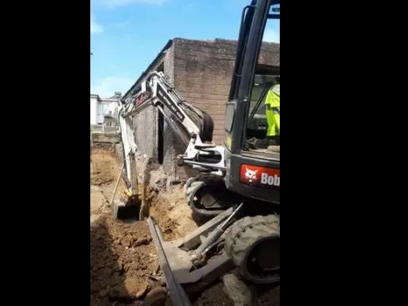 Bobcat 425 .3.webp